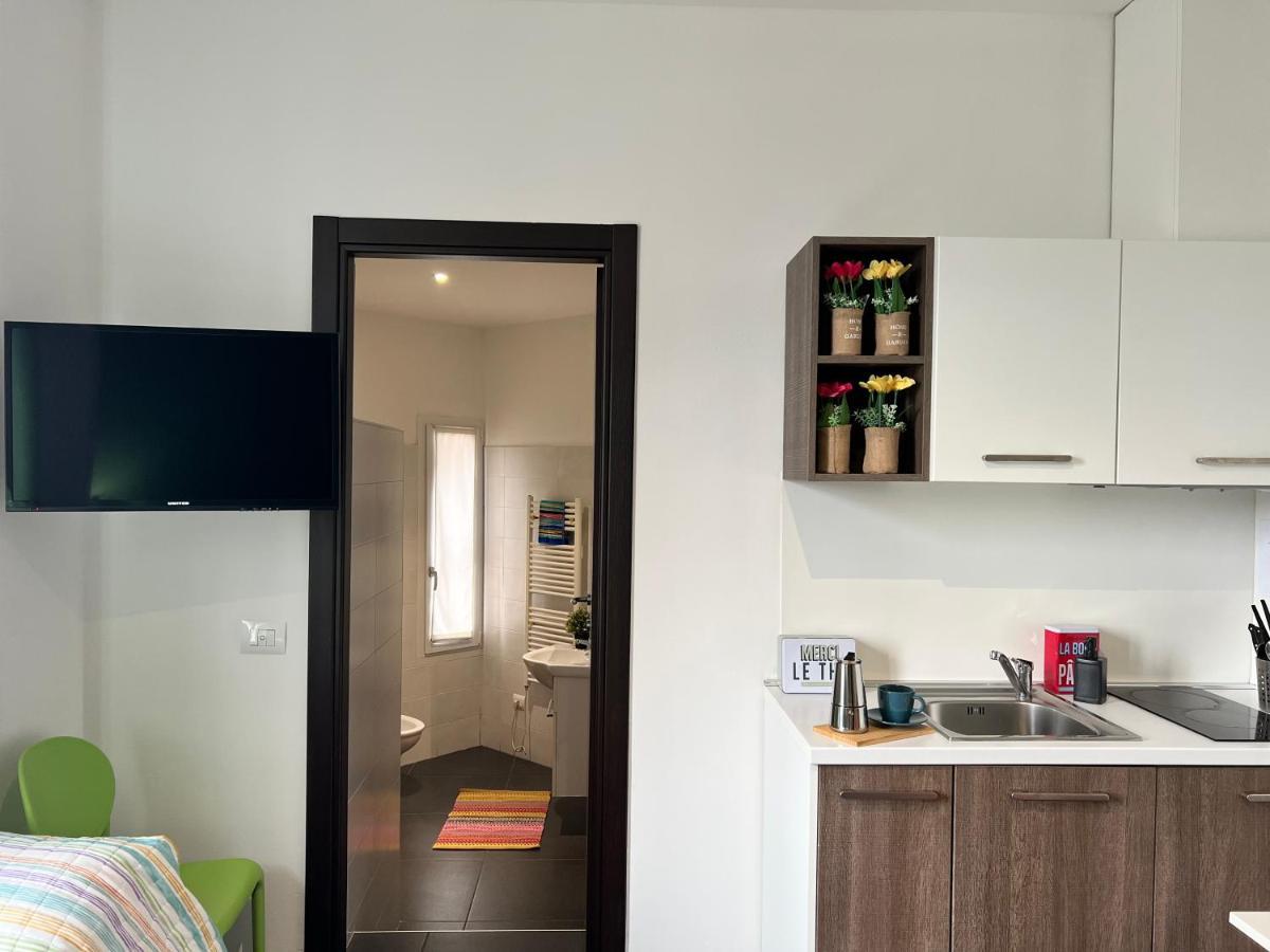 Bnbook Residence Matteotti Новара Экстерьер фото