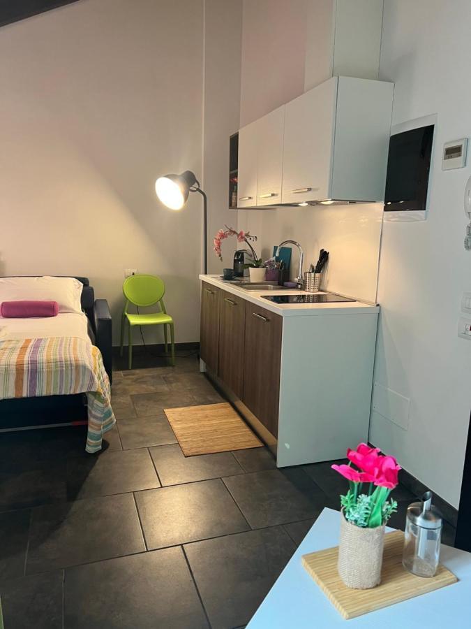 Bnbook Residence Matteotti Новара Экстерьер фото