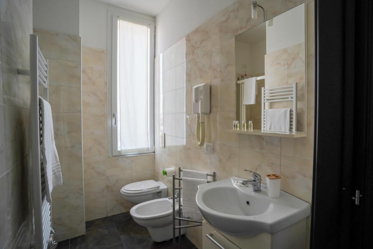 Bnbook Residence Matteotti Новара Экстерьер фото
