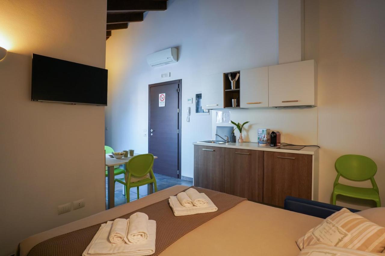Bnbook Residence Matteotti Новара Экстерьер фото